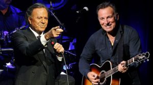 La mulți ani sărbătoriților de astăzi - Julio Iglesias și Bruce Springsteen!