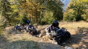 Jandarmii montani din Caraș-Severin, la datorie pe munte! 100% misiuni de căutare-salvare reușite