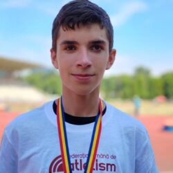 Lucian Ștefan a obținut medalia de aur la Olimpiada Națională a Sportului Școlar la atletism -cros!