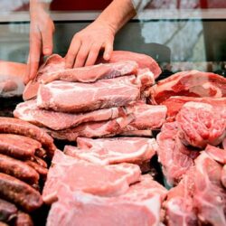 Comisarii din cadrul CJPC Caraș-Severin transmit cetățenilor o serie de recomandări pentru cumpărarea în siguranță a alimentelor de sărbători