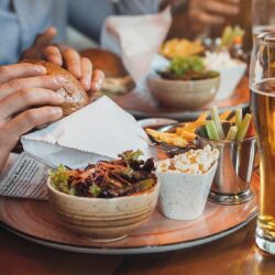 Cum trebuie să asociem berea cu diferite feluri de mâncare?