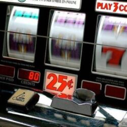 Cine a inventat „păcănelele