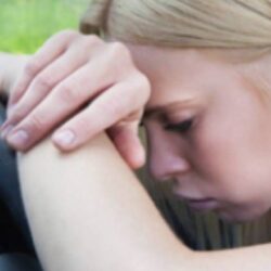 De ce ne este rău de maşină?