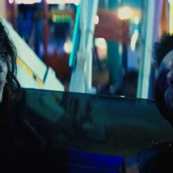 The Weeknd și Jenna Ortega sunt protagoniști în videoclipul piesei "Drive"