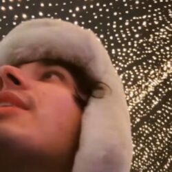 Un ,,Crăciun fericit" alături de rareș și noul său EP