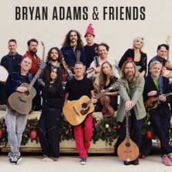Bryan Adams, alături de câțiva prieteni artiști, ne aduc bucuria Crăciunului cu o piesă nouă, intitulată "California Christmas"