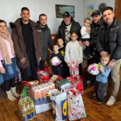 De sărbători, cadouri speciale pentru o familie din comuna Ramna, satul Bărbosu