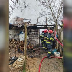 15 intervenții gestionate de pompierii cărășeni în ultimele 24 de ore. Un incendiu soldat cu o victimă carbonizată