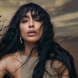 Loreen a revenit în atenția ascultătorilor cu "Feels Like Heaven", extrasă de pe viitorul său album de studio, "Wildfire"