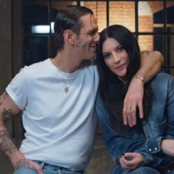 Laura Pausini și Achille Lauro poartă un dialog emoționant în "16 Marzo", o baladă extrasă de pe cel mai recent album al cântăreței