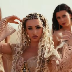 Ioana Ignat surprinde cu "Deja Vu", o piesă diferită de tot ce a lansat până acum