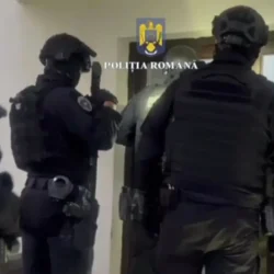 În arest după o percheziție la Băile Herculane (VIDEO)