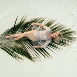 Loredana își cântă iubirea cu piesa "În Ochii Tăi"