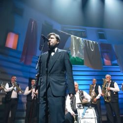 Simion Bogdan-Mihai a lansat un videoclip live pentru cântecul "Mândruliță, mândră almăjană"
