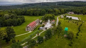 Invitație la Hramul Mănăstirii Brebu-Soceni