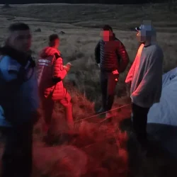 O noapte cu emoții pentru doi turiști
