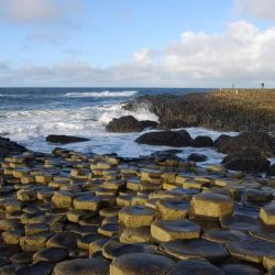 Cele mai ciudate plaje din lume (VI) - Bushmills, Irlanda de Nord [VIDEO]