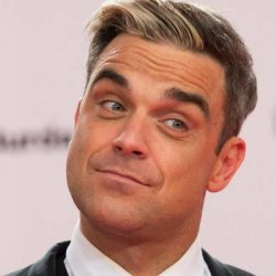 La Mulți Ani, Robbie Williams!